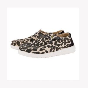 Hey Dude Brown and White Leopard Print Sneakers Casual Slip-On Size 8